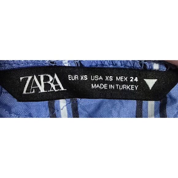 Zara Women’s XS Blue & White Striped Lace-Trimmed Romper - Picture 5 of 5